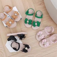 Easystore - Size  2 belah tak sama - REJECT KASUT MURAH -100 % BARU