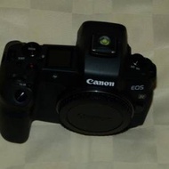 CANON EOS R Body + Canon RF 24-105mm F4 L IS lens +extra