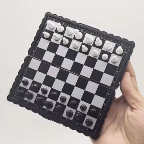 Mini Portable Magnetic Board Chess Games Chess Game Set Folding Travel Portable Plastic Chessboard C