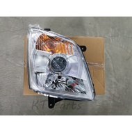 ISUZU D-MAX / DMAX 2009 YEAR 3.0 CC HEAD LAMP / DEPAN LAMPU BESAR / FRONT HEAD LIGHT 100 % NEW