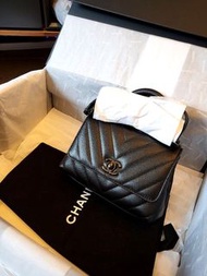 Brand New📍Chanel All Black mini Coco Handle 🔥 Chanel classic flap cf bag mini box