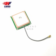 GPS Antenna 28db High Gain 5cm Length Active Built-in Ceramic Antenna