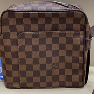 LV路易威登 棕棋盤格Olav小號豆腐包 尺寸20*20*10cm