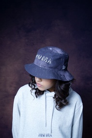 New Era หมวกรุ่น New Era Comic Space Black Bucket 01