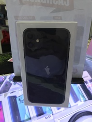 Iphone 11 black 64GB garansi resmi IBOX indonesia