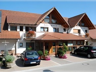 克勞斯坦波拉斯圖本酒店 (Hotel Klosterbraustuben)