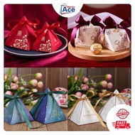 .RS. 50pcs Wedding Party Birthday Gift Box Souvenir Door gift Triangle Pyramid Diamond Candy Box Kotak Gula Kahwin