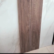 Granit Lantai Dinding motif kayu Roman D'north capuccino 15x60 murah