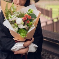 森林系鮮花花束－草本木質調 | 可客製 | 畢業花束 | 外拍捧花