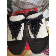 sandle jelly bunny chandeliar