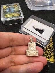 泰國佛牌  阿贊迪烈 第一期自身小立尊 2563