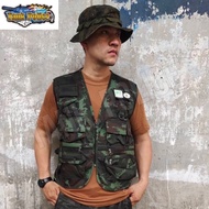 Hiking Vest Digital Pattern Thick Fabric