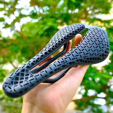 GOLDIX T68 3D printed seat cushion with ultralight carbon fiber bottom plate and TPU printed pattern