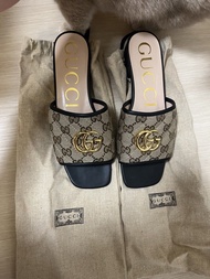 Gucci拖鞋