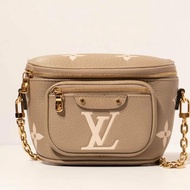 灰色 LV MINI BUMBAG 全皮
