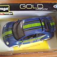 Bburago 1/18 Gold Collection VW New Beetle Cup