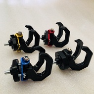 2-Branch Clothes Hanger Rotates 180 Degrees