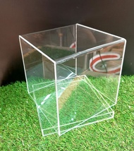 กล่องใส่ของอะคริลิค กล่องโชว์โมเดล กล่องใส่โมเดล20×20×20ซม.