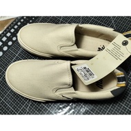 Slip on MC Cream Size UK 3/EUR 35.5/Length Approximately 23 Cm.