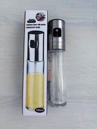 全新不鏽鋼玻璃噴油瓶 （brand new edible oil spray bottle)