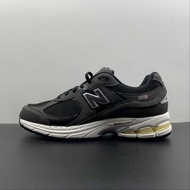 alance 2002R Black Gray Running Shoes