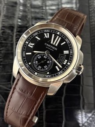 🌈🌈新貨返啦🌈🌈🏔🏔CARTIER Calibre De 3389🏔🏔🩶全鋼款式🩶🖤原裝黑色面🖤🩶🌍🩶自動機芯 42mm💛💛連原裝鋼摺扣 狀態一流 淨錶👍🏻C1859(廣華街店）