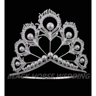 Crown miss universe tiara crown pearl Catriona pageant