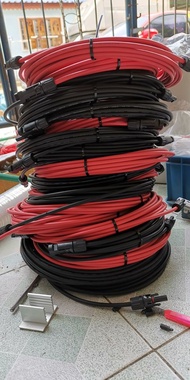 สายไฟโซล่าเซล PV1-F 4 มม 30 เมตร 2 เส้น (ยาวรวม 60 เมตร) พร้อมหัว MC4 4 หัว
