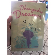 DHEA GADIS DREAMERS📚