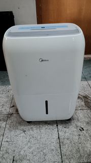 美的9L抽湿机