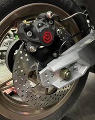 駿馬車業 KYMCO KRV 後卡鉗套餐 BREMBO 大螃蟹 黑底紅字 卡鉗/卡座/碟盤