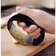Multipurpose GARLIC Peeler GARLIC PRESS BLACK HANDLE - GARLIC CRUSHER ONION CRUSHER ONION CRUSHER
