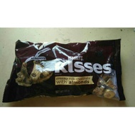 KISSES ALMOND