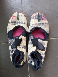 Nike Air Rift 忍者鞋