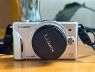 Panasonic Lumix DMC - GF2相機連鏡頭