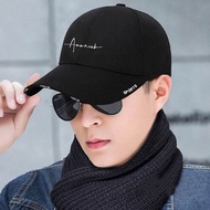 Black and White Signature Baseball Cap: Unique Signature Design, Suitable for Sports