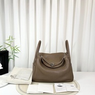 HERMES/愛馬仕 c刻 大象灰銀扣 lindy30  尺寸:30*20*15cm