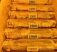 Paris: Ruinart and Veuve Clicquot Champagne Tour by Mercedes