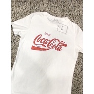 เสื้อยืดคอกลมเนื้อนิ่ม Uniqlo สกรีนลาย  Coca Cola S-5XL
