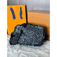 Ready Stock💖04 LMen Aph Messenger  Crossbody bag Unisex Shoulder bag Lelaki Sling bag With box