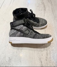 正品 Nike Air Force 1 Ultra Flyknit Mid Oreo size 38