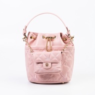 Playboy รุ่น Fuwa Bucket Bag กระเป๋าสะพายข้างผู้หญิง รหัส ST-B254PB634 มี 2 สี Pink Cloud และNight B