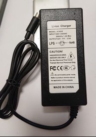 電動車鋰電池充電器 42V 2.0A