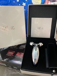 ReFa CARAT