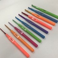 [LOCAL READY] Aluminium Crochet Hook with Plastic Handle | Jarum Benang Kait (SKC) 2.00mm ~ 7.00mm