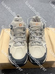 全新Columbia哥倫比亞登山鞋 Vibram 大底 防水防滑 軟底輕便
