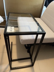 Ikea 玻璃小茶几