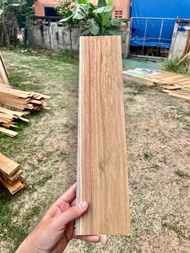 ไม้สักแผ่น รีด2ข้าง ขัดละเอียด/กว้าง 10ซม /หนา1.2 ซม ยาว 40-100cm