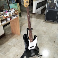fender jazz bass  made in mexico