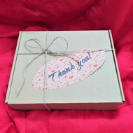 TRI Grateful Gift Box (10), kraft Paper With Greeting Card, Straw Paper Lining Box. Gratitude Gift Box 20 / 11.
